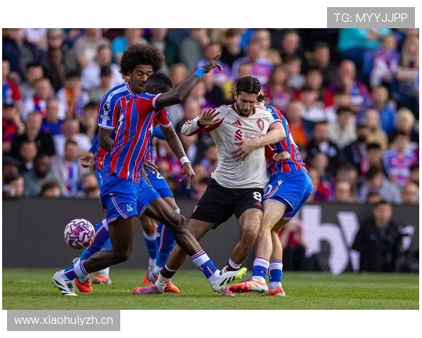 奥纳纳 vs 赖斯：英超全能后腰的不同模板