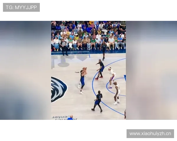 班·西蒙斯无球跑位提升防守效率明显优于西蒙斯时代替者