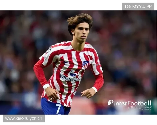 菲利克斯随手戴的表能付我半年房租，看得我嘴角抽搐